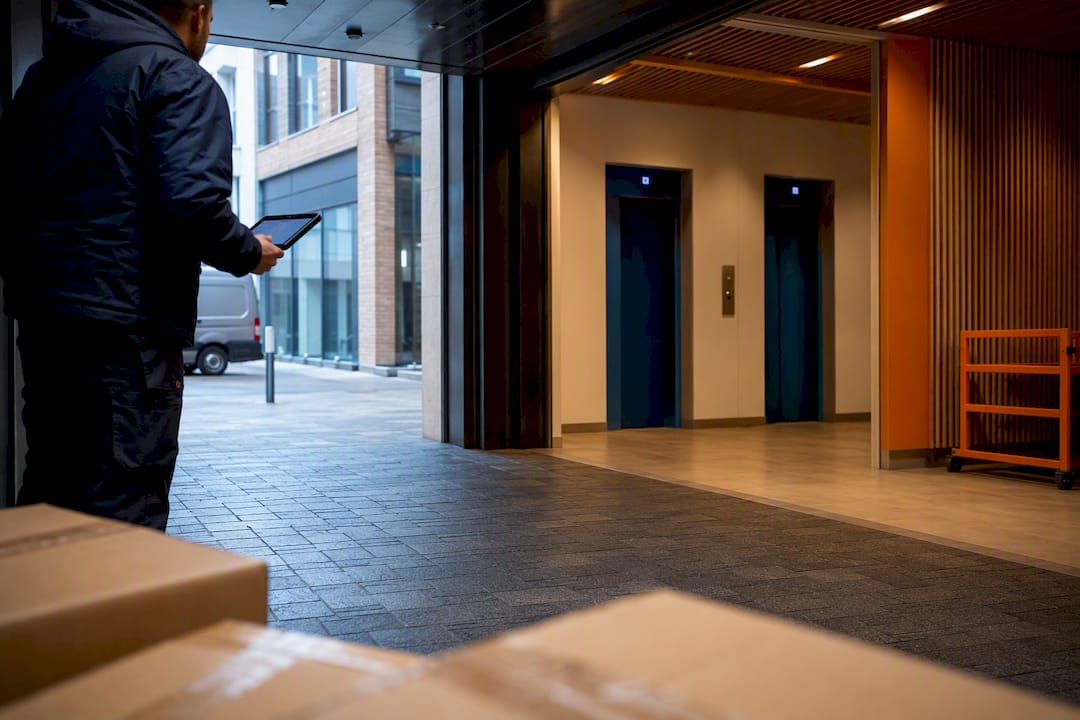 30 minute audit for UK office furniture delivery access